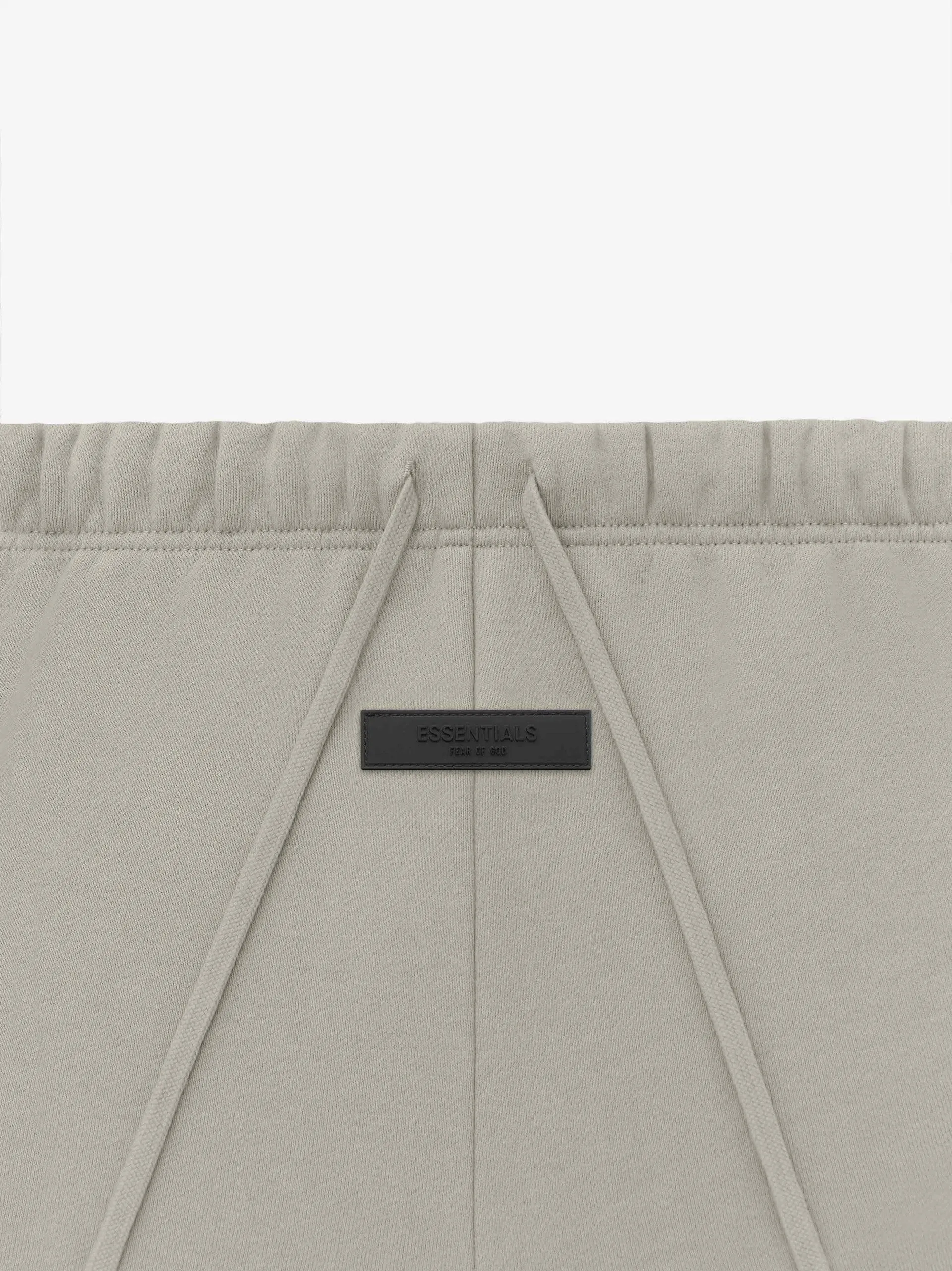 ESSENTIALS SWEATSHORTS SEAL